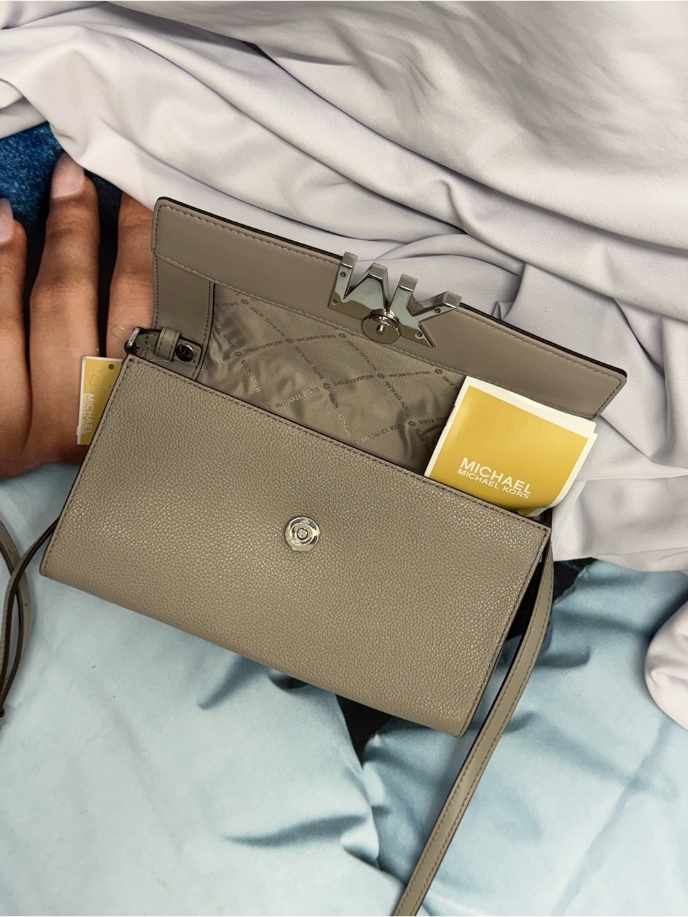 (new+tag) Michael Kors Montgomery leather large crossbody clutch grey crossbody - Picture 4 of 12